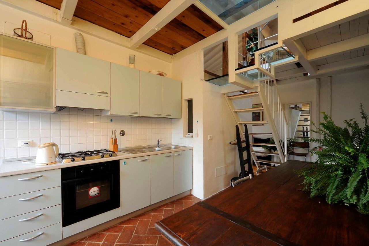 Apartamento La Casa Dei Legni Parlanti Florencia Exterior foto